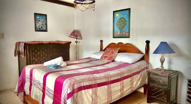 Коттедж Cozy Big Bungalow Close To Downtown