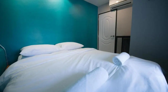 4Share Hostel - Adults Only