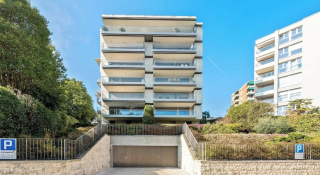 Luxury Apartment The DOM Lugano, Забронировать Апартаменты/квартира Отели Лугано с парковкой, рядом с Парк Ciani, Парковка