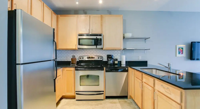 Апартаменты Luxury The Luxe Suites at Prospect Park