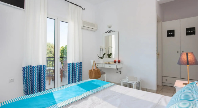 Iris Beach Hotel