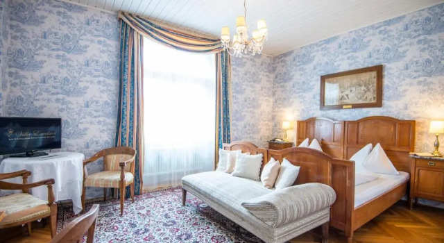 Трёхместный номер Standard Villa Excelsior Hotel & Kurhaus