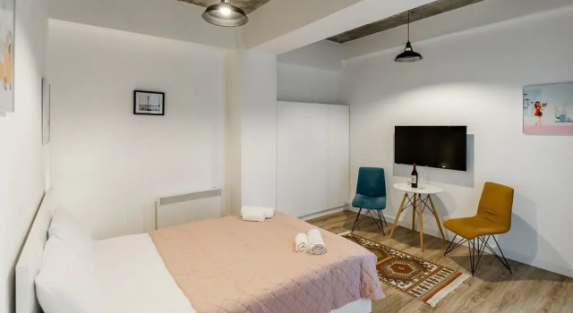 Ninoshvili Apartments by Picnic