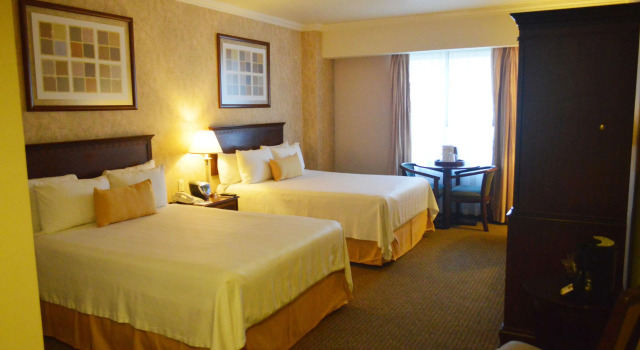 Четырёхместный номер Standard Best Western PLUS Nuevo Laredo Inn & Suites