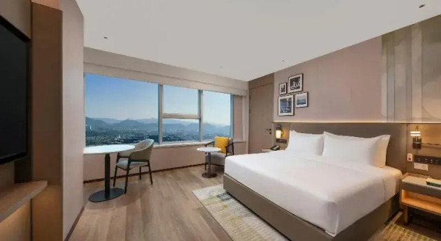 Двухместный номер Premium Holiday Inn Yiwu Center by IHG