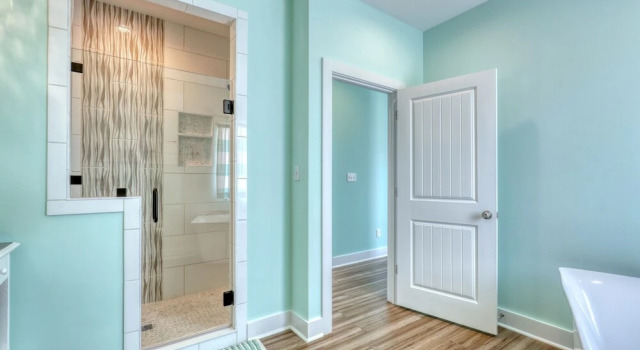 Salty Seahorse - Waterfront! Pet Friendly! Game Room, Pool Table, Beautiful Views - Room For The Whole Family 4 Bedroom Home by RedAwning, Boek Hotel Dauphin Island Alabama