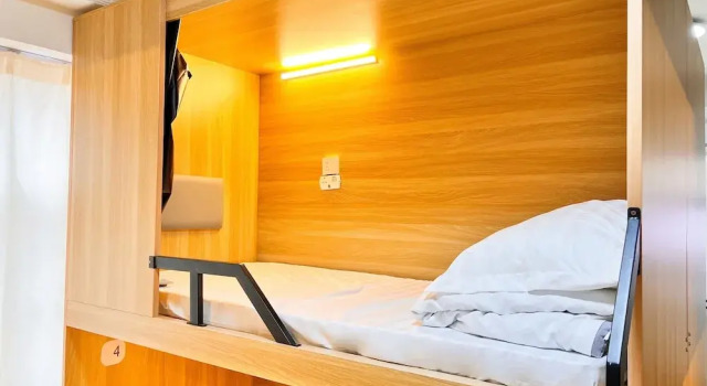 Waveflo Hostel 浪花青旅, Забронировать Хостел Хостелы Гонконга, рядом с Sin Tat Plaza, Хостел