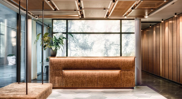 Stage 12 Hotel by Penz