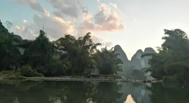 Yangshuo Chuanyan Mountain House