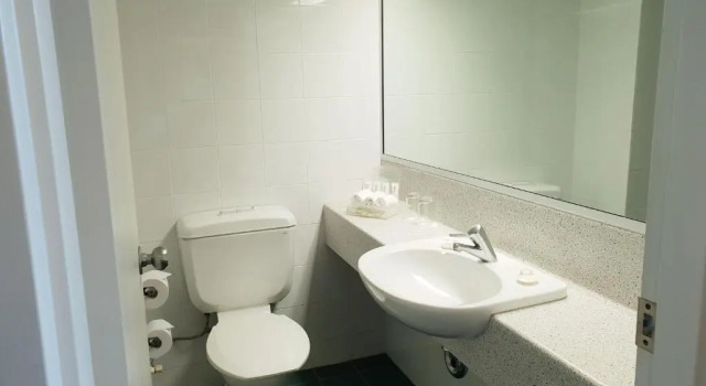 Трёхместный номер Standard Cairns Harbourside Hotel
