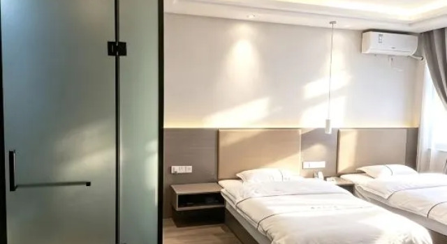 Люкс ZhenYuan Hotel