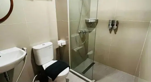 Двухместный номер Standard Lakeside TELL Cikarang