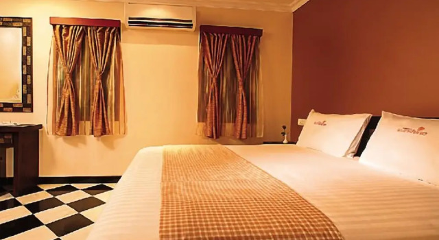 Двухместный номер Luxury с балконом Meenakshi's Sunshine Hotel