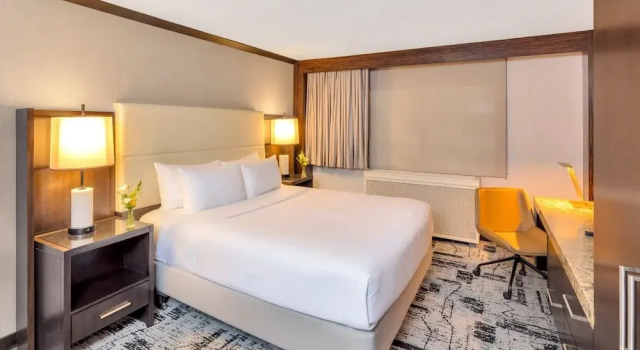 Двухместный номер Premium Crowne Plaza Hotel Foster City-San Mateo by IHG