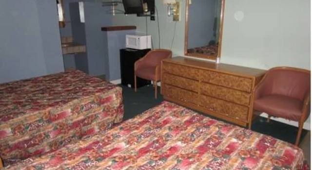 Town House Motel, Rezerwuj Motel Hotele w Arkansas City z parkingiem, Parking