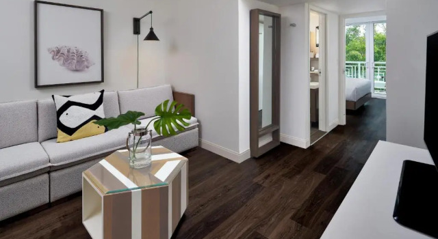 Номер Standard с видом на сад Bakers Cay Resort Key Largo, Curio Collection By Hilton