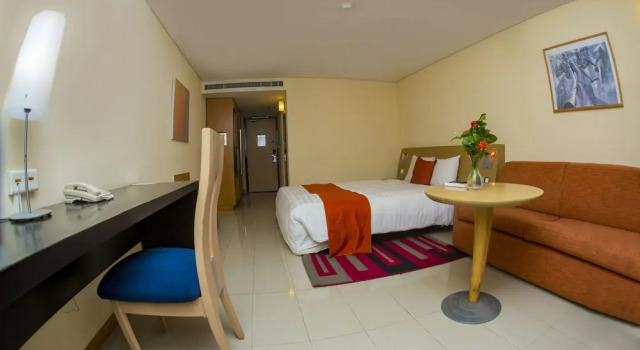 Festival Hotel Festac Lagos by Premium Swiss Hospitality, Rezervovat Hotel Hotely v Badagry s parkováním, Parkování
