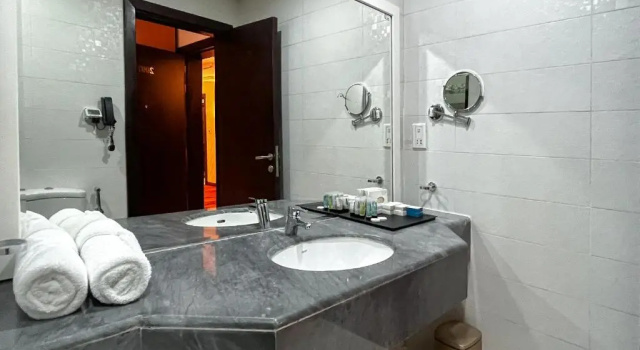 Двухместный номер Standard Al Mansour Plaza Hotel