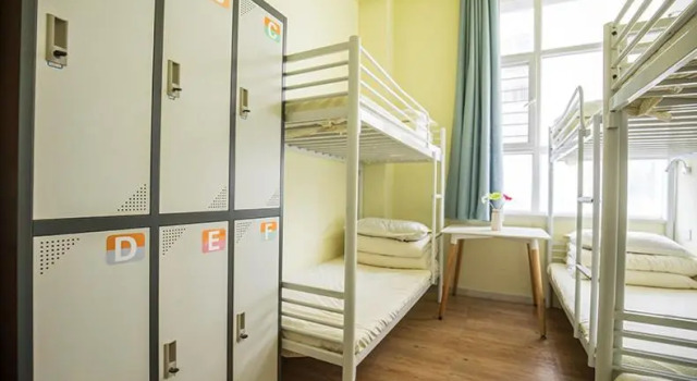 Кровать в общем номере (мужской номер) He Huang Memory Youth Hostel