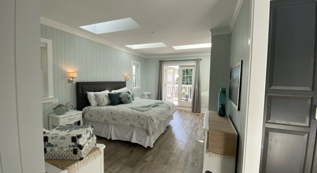 Люкс Executive Kelowna Bed & Breakfast (CHATHAM HOUSE)