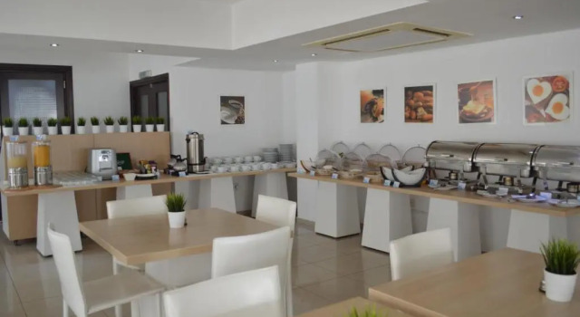 Апартаменты Deluxe Les Palmiers Petrou Apartments