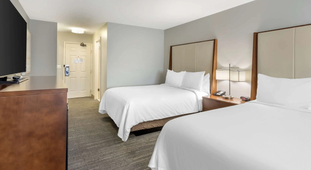 Четырёхместный номер Standard Best Western PLUS Cotton Tree Inn