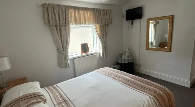 Bayona Guest House, Забронировать Гостевой дом Гостевые дома Саутпорт, рядом с Саутпорт, Гостевой дом