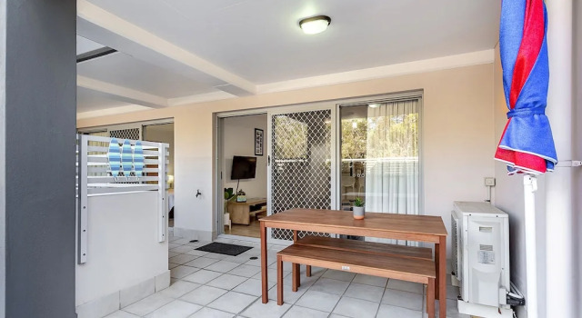 Shoal Bay Beach Apartments, 6/2 Shoal Bay Road