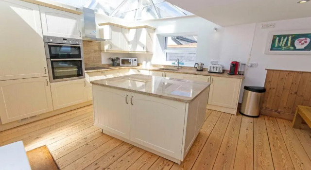 Коттедж Stables - BEST Sea views in Croyde Sleeps 8