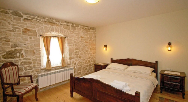 Beautiful Home in Krnica With Wifi and 2 Bedrooms, Rezervovat Hotel Hotely v Krnica s bazénem, Bazén