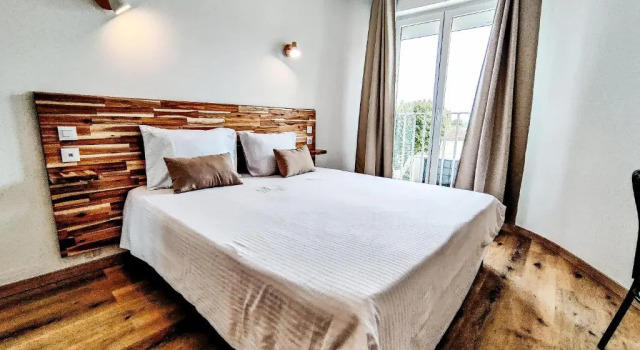 Двухместный номер Standard Hotel Du Lez