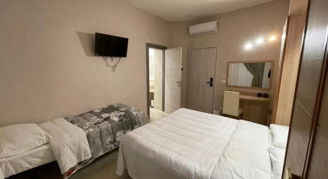 Spqr Suite Guest House, Reserva ahora Bed & breakfast Hoteles en El Lacio con aparcamiento, Aparcamiento