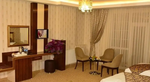 Трёхместный номер Standard с балконом Maciter Hotel