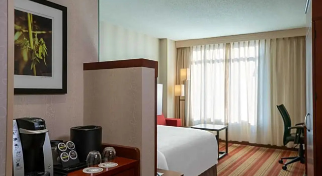 Двухместный номер Standard с видом на город Courtyard by Marriott Washington, D.C./Foggy Bottom