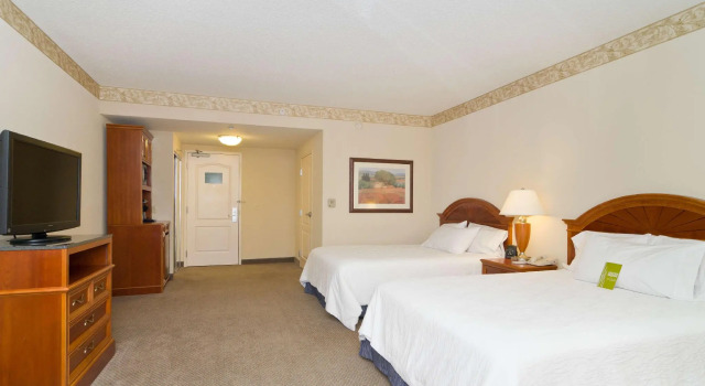 Четырёхместный люкс Hilton Garden Inn Wooster