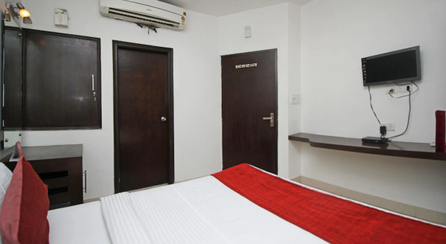 OYO 2659 Hotel Taj Prince
