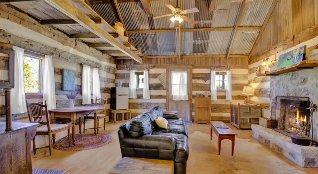 New! Gorgeous Hill Country Cabin Just Minutes From Main St!, Rezervovat Hotel Fredericksburg Texas Wine Country