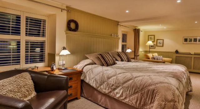 Люкс Luxury The Coach House Brecon