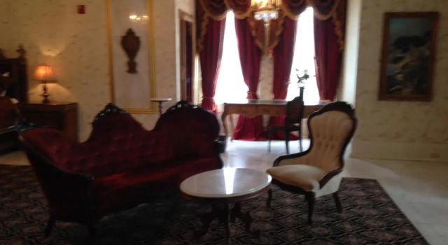 Люкс Dansereau House
