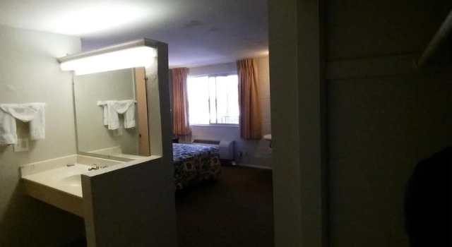 Riviera Motor Lodge