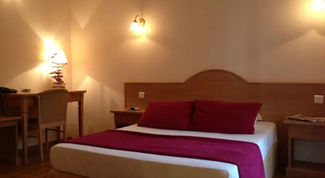 Auberge les Oliviers, Varaa Hostelli  