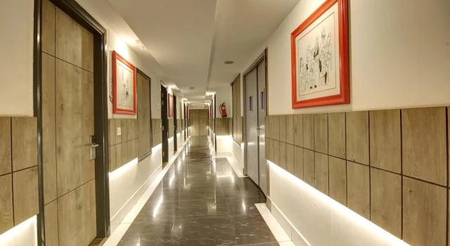 Town Pallace Inn, Забронировать Отель Отели Нью-Дели с завтраком, Завтраки