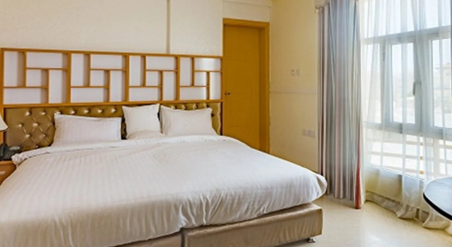 Al-Saif Grand Hotel