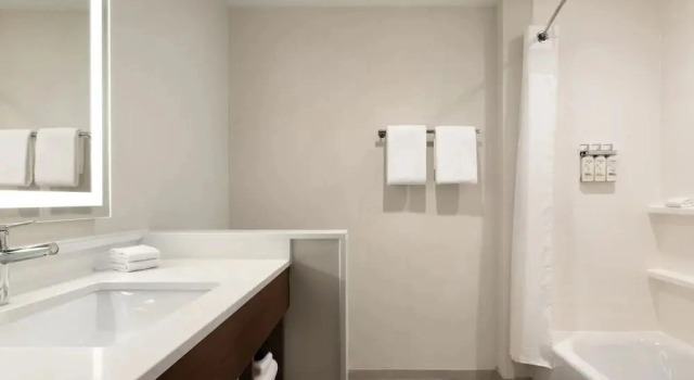 Двухместный номер Standard Holiday Inn Express Cape Canaveral by IHG