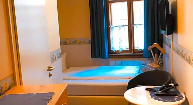 Zum Fehmelbauer, Varaa Hotelli Hotellit Baijeri pysäköinnillä, Pysäköinti