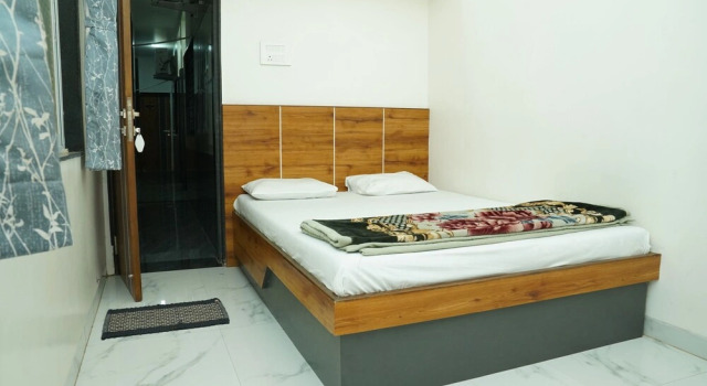 Hotel Shriram Nivas Lodging, Забронировать Отель Отели штата Махараштры 3 звезды, 3*