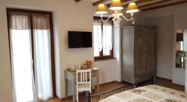 B&B Ca'Suana, Забронировать Отель «постель и завтрак» Ланцо-д'Интельви Озеро Лугано