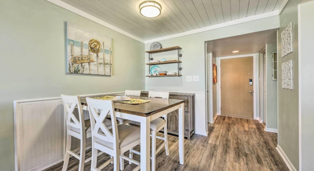 Fernandina Beach Condo ~ 1 Mi to Golf Courses