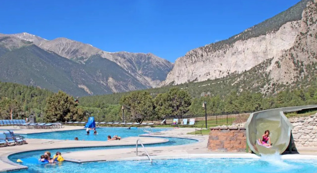 Двухместный номер Standard Mount Princeton Hot Springs Resort