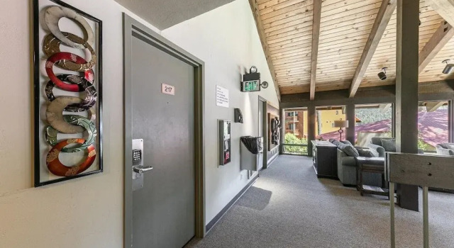 Студия 217 Bldg B Condo